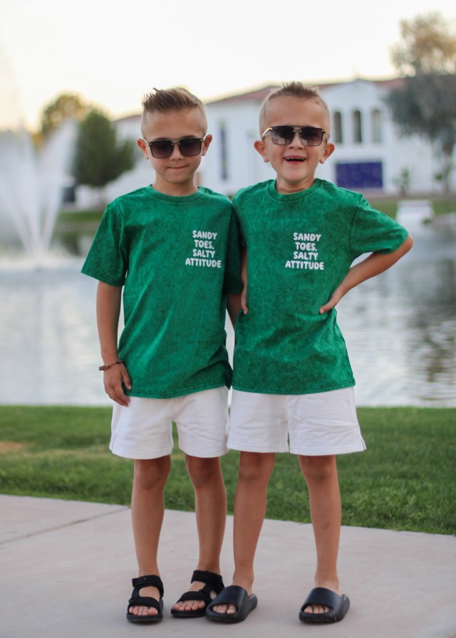 Sandy Toes, Salty Attitude